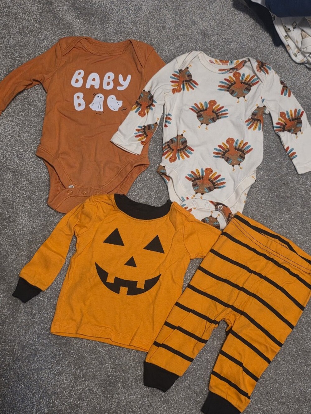Old Navy Baby Halloween & Turkey Set